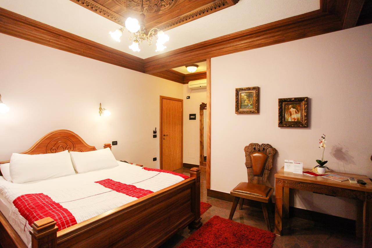 Brilant Antik Hotel Tirana Exterior photo